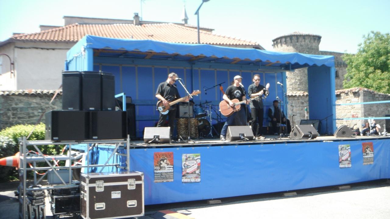 Orchestre rock and roll trop bon !!!