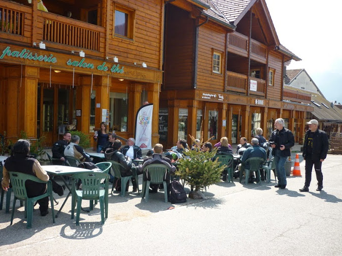 Pose café